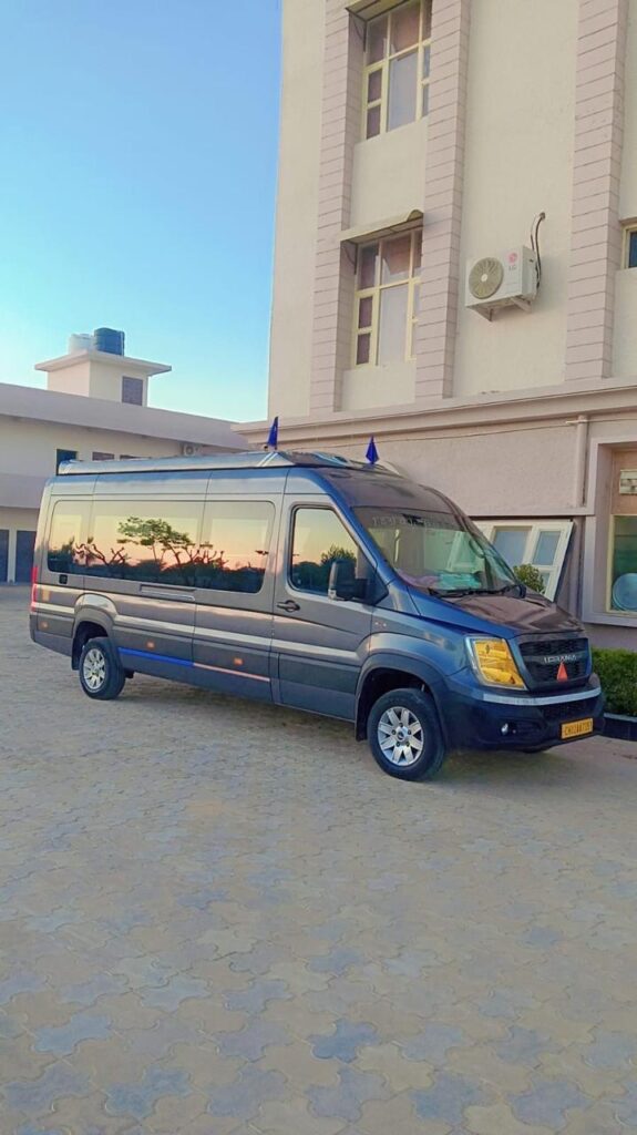 luxury force urbania on rent in chandigarh luxury force urbania on rent in chandigarh